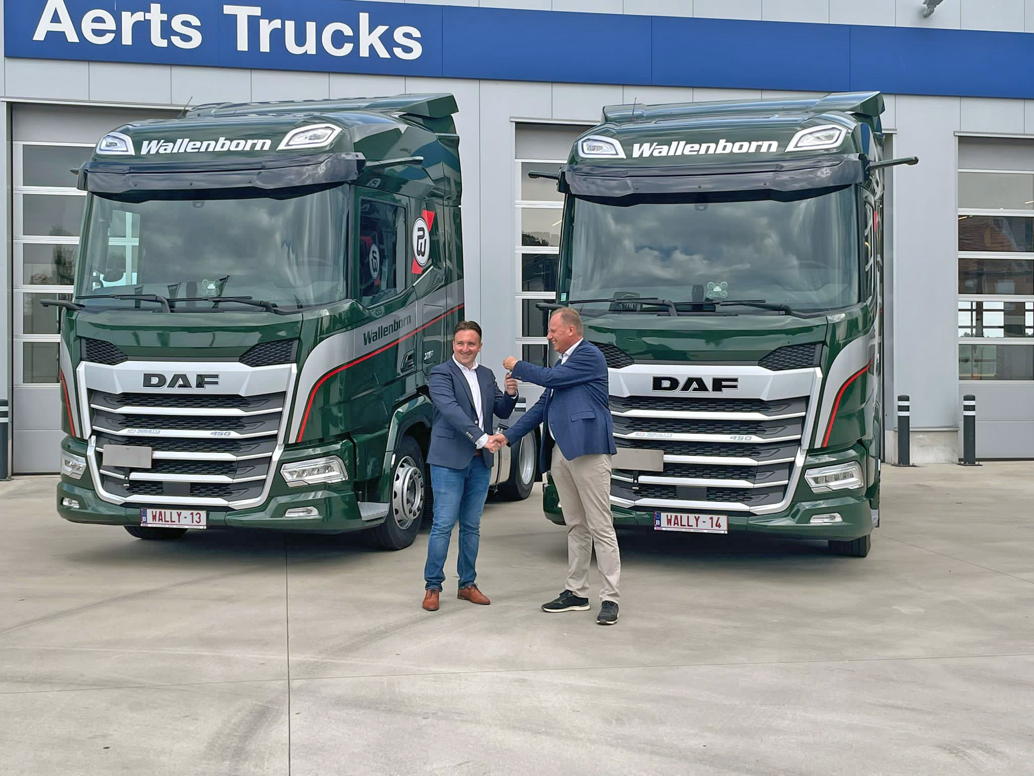 Aerts Trucks levert eerste twee van acht DAF XF 450  aan Wallenborn Belgium